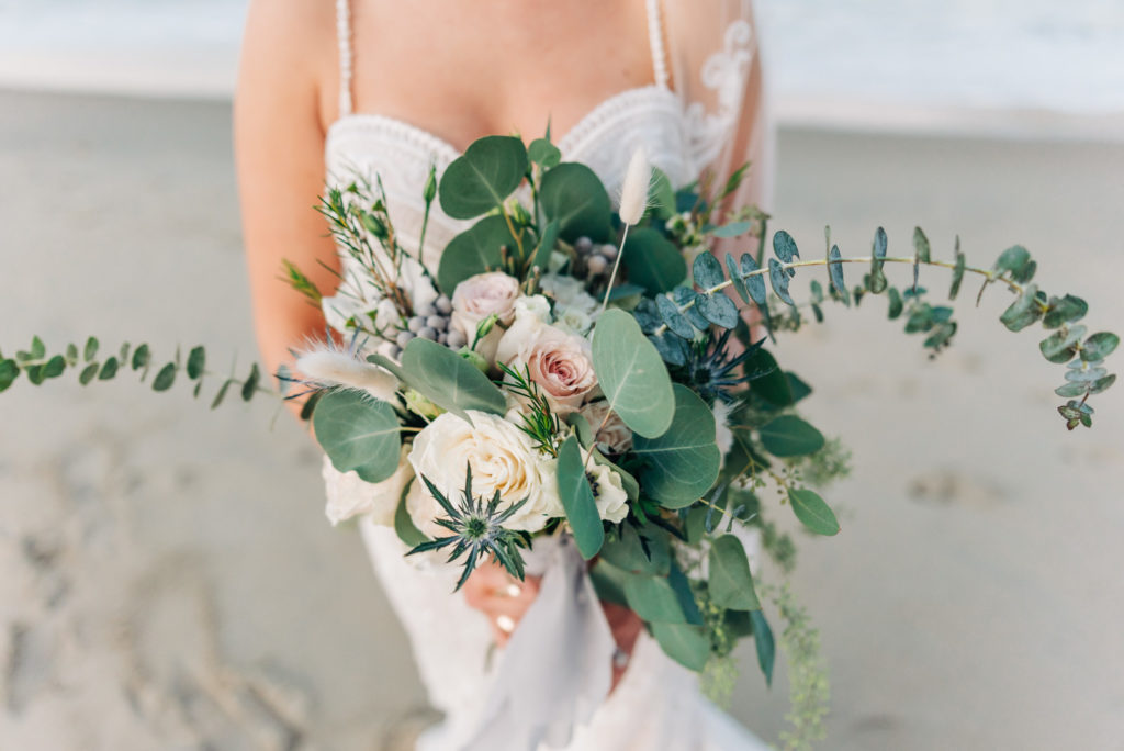 How to get married at the Virginia Beach Courthouse, bride's bouquet on the beach
