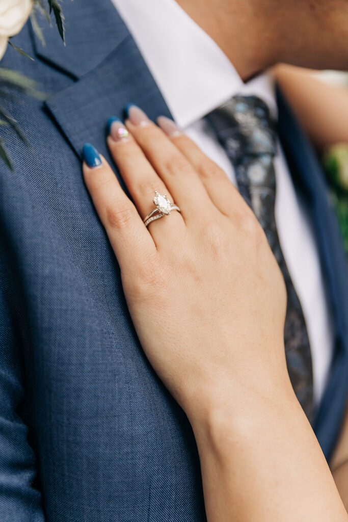 Bride & Groom portaits at Norfolk VA Courthouse Elopement