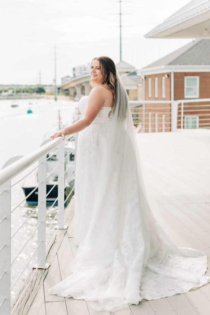 Bride portraits at Lesner Inn