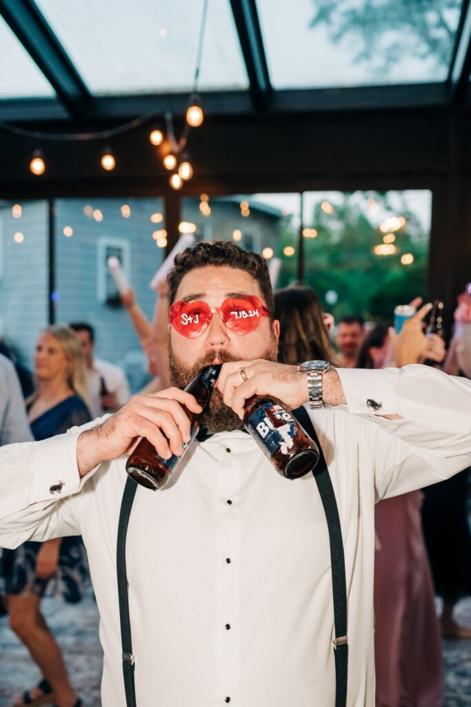 fun wedding party photos at The Sinclair